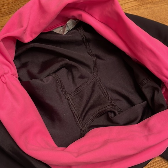 UNDER ARMOUR WOMEN'S SHATTER CAPRI - Picture 9 of 9